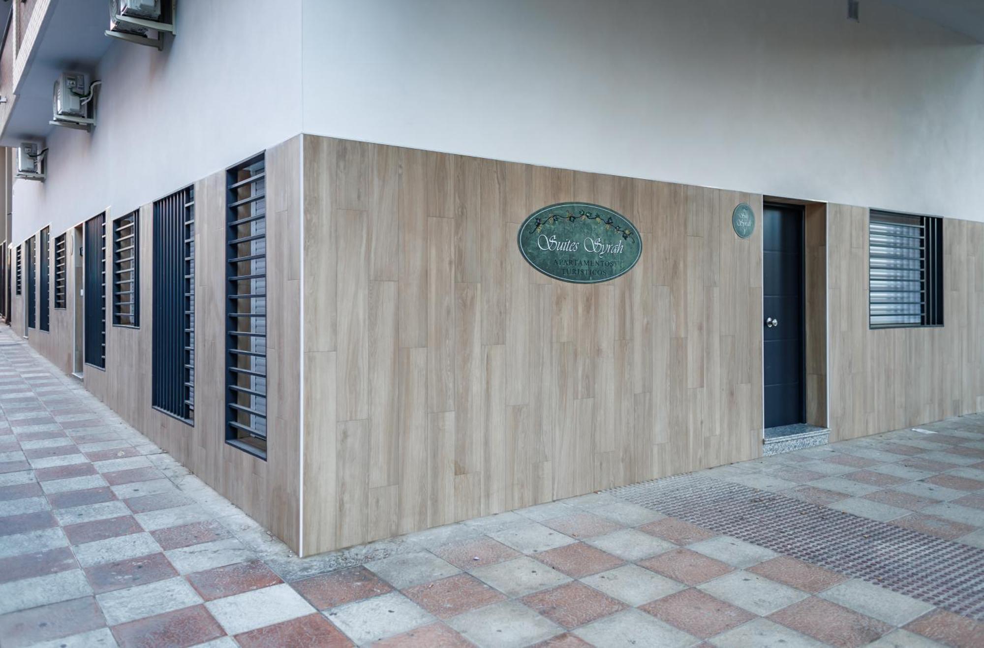 Apartamentos Luxury Suites Syrah Almendralejo Ngoại thất bức ảnh